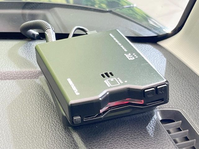 【ETC】高速道路の料金所をストレスなく通過!話題のスポットやサービスエリアに多い「スマートIC」利用時は必須のアイテムです。当店でセットアップを実施、ご納車当日からすぐにご利用いただけます!