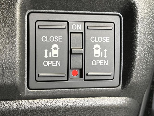 �y�����p���[�X���C�h�h�A�z�X�}�[�g�L�[��^�]�Ȃ̃X�C�b�`�Ō�ȗ����X���C�h�h�A�̊J���\���d��������͂����ăh�A���J����K�v�������A�����Ȃ��q�l�ł��ȒP�ɊJ���߂ł����K�ł���