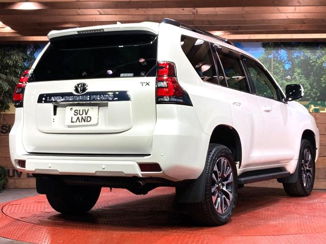 ☆全国のネクステージからお取り寄せが可能※!遠方の店舗に展示してあるクルマが気になる場合も、最寄りの店舗でご覧いただくことが可能です!是非私たちに要望をお聞かせください!※別途費用