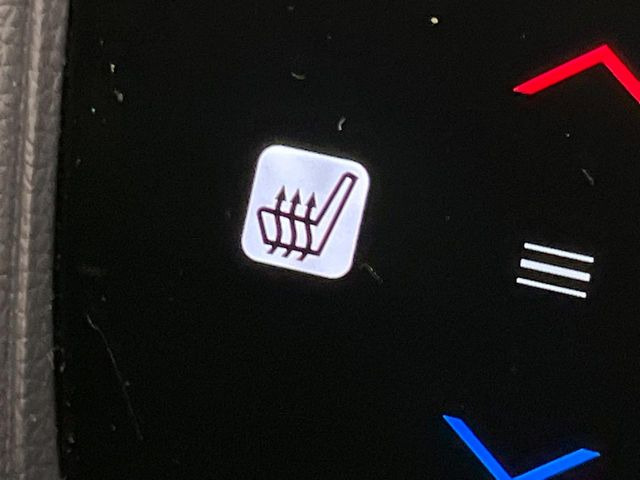 �y�V�[�g�q�[�^�[�z�������ɏd�󂷂�V�[�g�q�[�^�[!�G�A�R����葁�����܂��Ă����̂Ŋ�����̐l�����S�ł��ˁ�G�A�R���̉����͊������邩����A�Ƃ������ɂ����������߂ł��B