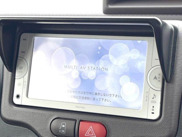 �y�����i�r�z�l�C�̏����i�r�𑕔����Ă���܂��B�i�r�̎g���₷���͂������A�I�[�f�B�I�@�\���[��!�L�����v�◷�s�͂������A�ʋ΂┃�����ȂǕ��i�̃h���C�u���y�����Ȃ�͂���