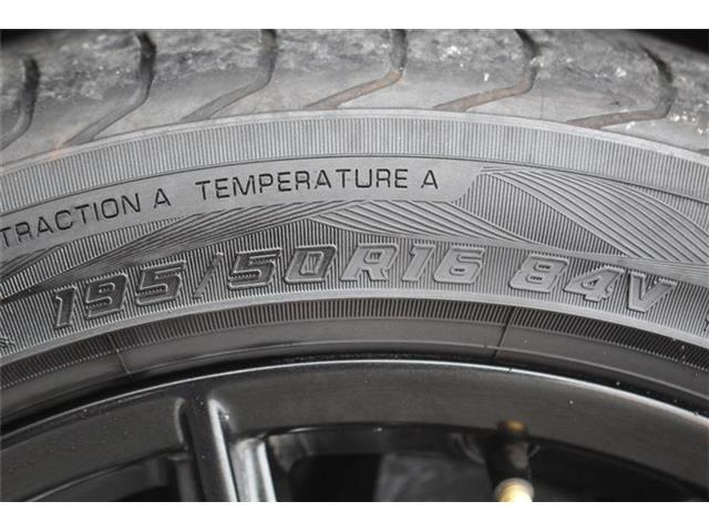 ���Ǝҗl�ւ̔̔��͂��f�肳���Ă��������܂��B �Ԍ������ԗ��̏ꍇ�́A�Ԍ����擾�������x�������z�ŕ\�����Ă���܂��B