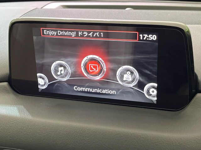 �y�}�c�_�R�l�N�g�i�r�z�ԓ��̕��͋C�Ƀ}�b�`������̌^�^�C�v�̃i�r�B�e����q�ݒ��Bluetooth�Đ����A�l�X�ȋ@�\���y���߂܂��B�����I�ȃ_�C�������삪�\�ŁA�g��������ǍD�ł��B