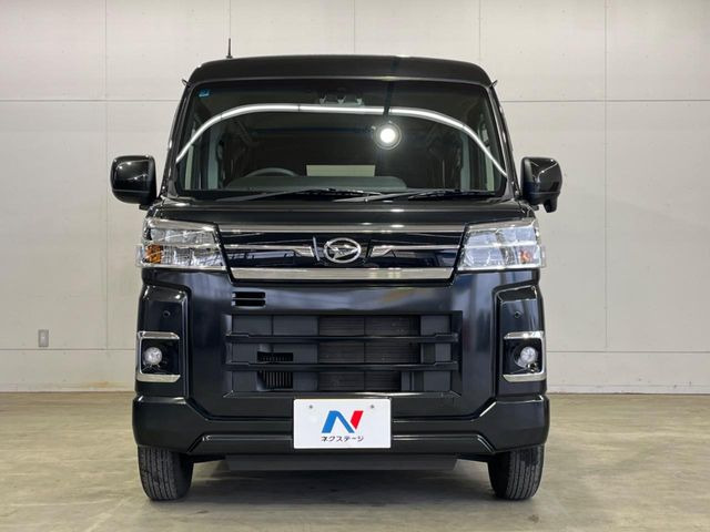 ���Ђł́A�S�ԁw�C�����Ȃ��x�̂��Ԃ̂ݎ�舵���Ă���܂��B��C�o�C���[�ɂ�錵�I�����d����̌�A���Ɍ�̎ԗ��`�F�b�N���s���A�l�N�X�e�[�W���F�肵�����i���Ȓ��ÎԂ����񋟂��Ă���܂��B