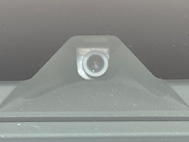 �y�g���^�Z�[�t�e�B�Z���X�z���s���ɑO���̎ԗ�����F�����A�Փ˂������Ȏ��͌x��ƃu���[�L�ŏՓˉ���Ɣ�Q�y�����A�V�X�g�B�����S�Ƀh���C�u�����y���݂��������܂��B