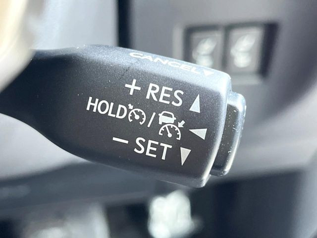 �y���[�_�[�N���[�Y�R���g���[���z�������H�ł̒��������s���y��!!�����ő��x��ۂN���[�Y�R���g���[�����A�Փˌy���V�X�e���ƘA�g���A�O���̎ԗ������m���ĎԊԂ�ۂ悤�ɑ��x���߂��Ă���܂�!!