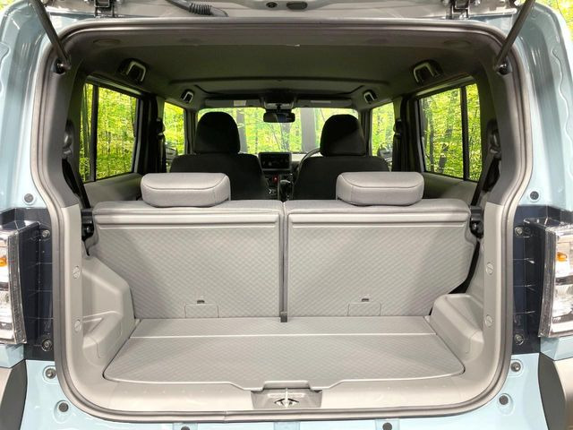 ���i�̂���������ʋ΁A���}���ɏ\���ȉ׎��X�y�[�X���m�ۂ��Ă���܂��B�Z�J���h�V�[�g��|���ƁA�傫�ȉו��̐ύڂ��\�ł���