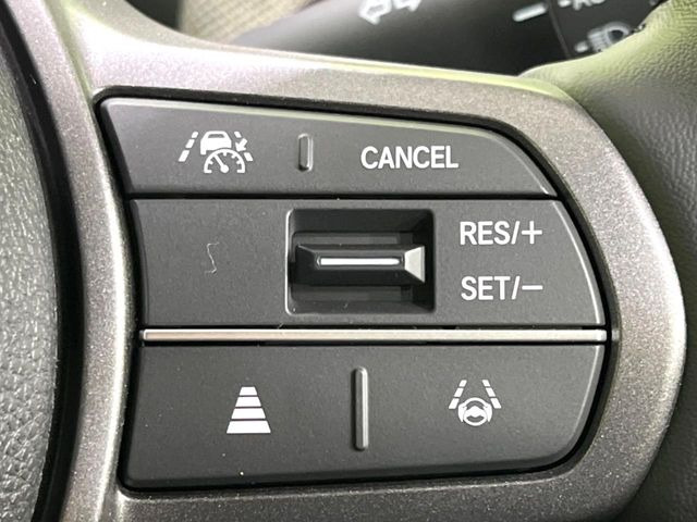 �y�A�_�v�e�B�u�N���[�Y�R���g���[���z�������H�ł̒��������s���y��!!�����ő��x��ۂN���[�Y�R���g���[�����A�Փˌy���V�X�e���ƘA�g���A�O���̎ԗ������m���ĎԊԂ�ۂ悤�ɑ��x���߂��Ă���܂�!!