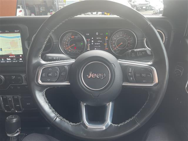 ラングラーアンリミテッド サハラ 4WD