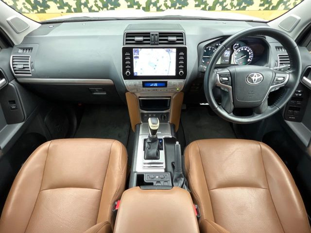 グループ総在庫数約30,000台!!全国の系列店からメーカー・車種問わずご紹介出来るので、あなたにピッタリのお車が見つかるはずです♪まずはお問い合わせ下さい☆