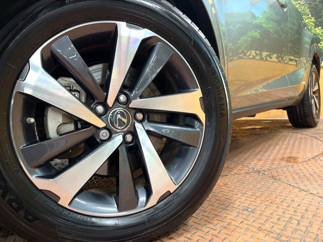 �y�����A���~�z�C�[���z�O�ςɃ}�b�`���������A���~�z�C�[���𑕒����Ă���܂��B�e��ЊO�A���~�z�C�[����A�X�^�b�h���X�^�C�����戵�����Ă���܂��B���񂲑��k����������