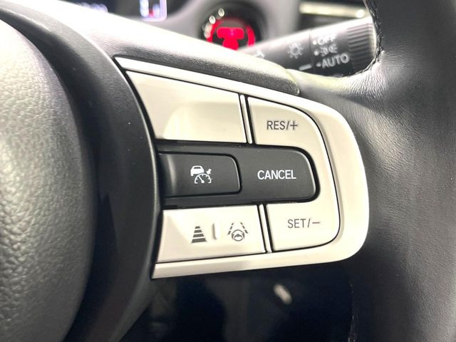 �y�A�_�v�e�B�u�N���[�Y�R���g���[���z�������H�ł̒��������s���y��!!�����ő��x��ۂN���[�Y�R���g���[�����A�Փˌy���V�X�e���ƘA�g���A�O���̎ԗ������m���ĎԊԂ�ۂ悤�ɑ��x���߂��Ă���܂�!!