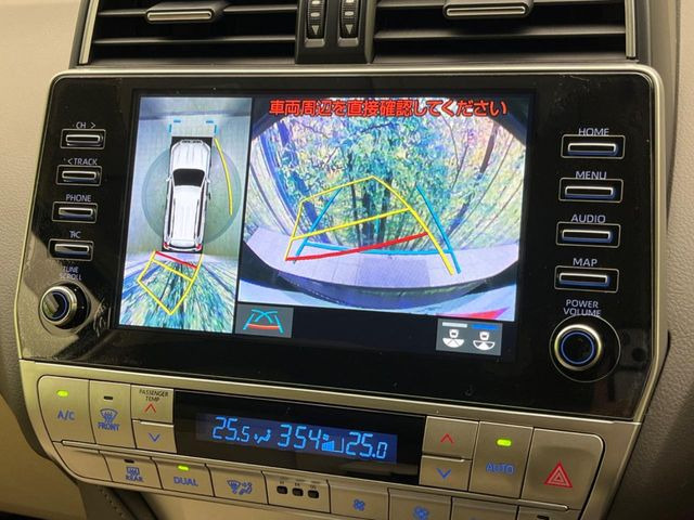 �y�p�m���~�b�N�r���[���j�^�[�z��p�̃J�����ɂ��A�ォ�猩���낵���悤�Ȏ��_��360�x�N���}�̎��͂��m�F���邱�Ƃ��ł��܂������p�������m�F���₷���A�����ꏊ�ł̐؂�Ԃ��⒓�Ԃ��X���[�Y�ɍs���܂��B