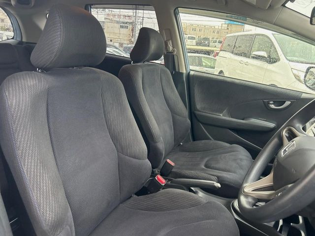 �^�]�Ȃ܂��ɂ͏\���ȃX�y�[�X������A�啿�ȕ��ł��������^�]���Ă�����������ł��B