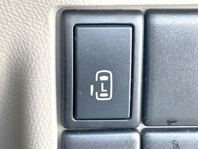 �y�p���[�X���C�h�h�A�z�X�}�[�g�L�[��^�]�Ȃ̃X�C�b�`�ŃX���C�h�h�A�̊J���\���d��������͂����ăh�A���J����K�v�������A���������q�l�ł��A�d���ו��������Ă��鎞�����N�ɊJ���߂ł��܂���