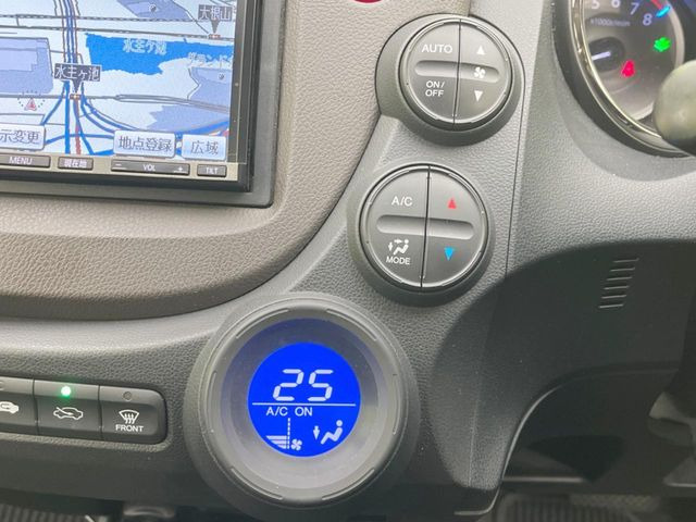 �y�I�[�g�G�A�R���z��x���D�݂̉��x�ɐݒ肷��΁A�ԓ��̉��x�����m�����ʂ≷�x�������Œ����B����&hellip;����&hellip;�Ɖ��x���X�C�b�`���������K�v�͂���܂���B���K�Ȏԓ���Ԃɂ͕K�{�̋@�\�ł��ˁ�