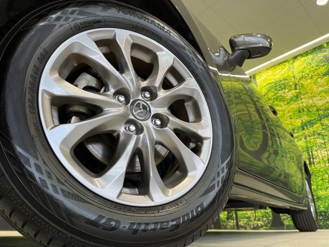 �y����15�C���`�A���~�z�C�[���z�O�ςɃ}�b�`���������A���~�z�C�[���𑕒����Ă���܂��B�e��ЊO�A���~�z�C�[����A�X�^�b�h���X�^�C�����戵�����Ă���܂��B���񂲑��k����������