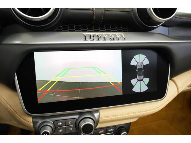 �o�b�N�J����&�O��p�[�N�Z���T�[�����B����f����N���ɕ\�����A�ԕ����o���T�|�[�g�B�����\�I�[�v�����f���ł����S���Ē��Ԃ��������܂��B