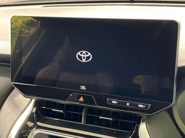 �yJBL�T�E���h�V�X�e���t������12.3�^�i�r�z�[���̃i�r�@�\�͂������A���x�ȃ`���[�j���O�\�͂����ڂ���Ă���A�������ȉ��y�����y���݂��������܂���