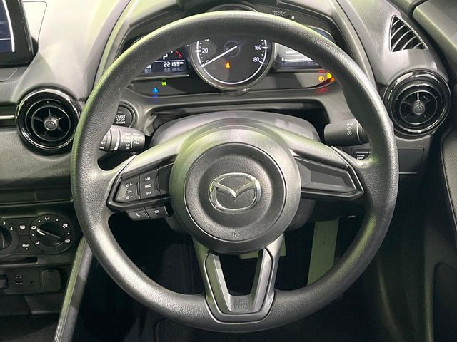 �y�X�e�A�����O�X�C�b�`�z�^�]���A�O������ڐ������炷���ƂȂ��A�I�[�f�B�I���̑��삪�\�ȕ֗��@�\!���S&���K�ȃh���C�u�����o���Ă���܂���