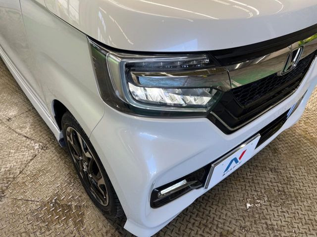 �yLED�w�b�h���C�g�z���V����ԑ��s�����ǍD�Ȏ��E���m�ۂ����S���ĉ^�]�ł��鍂�P�xLED�w�b�h���C�g�𑕔�!�_�����x�������A����d�͂��}�����Ă��܂��B