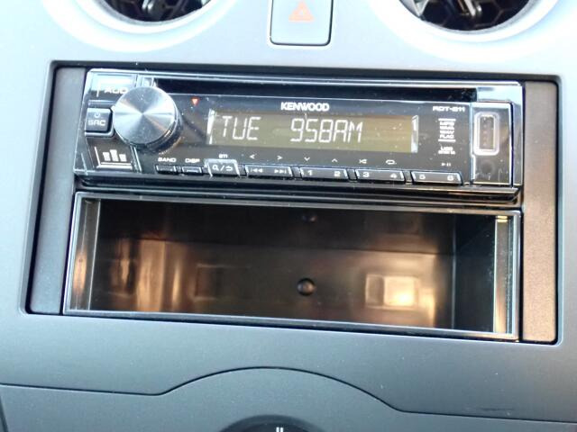 CD�I�[�f�B�I�E���W�I���t���Ă܂��B