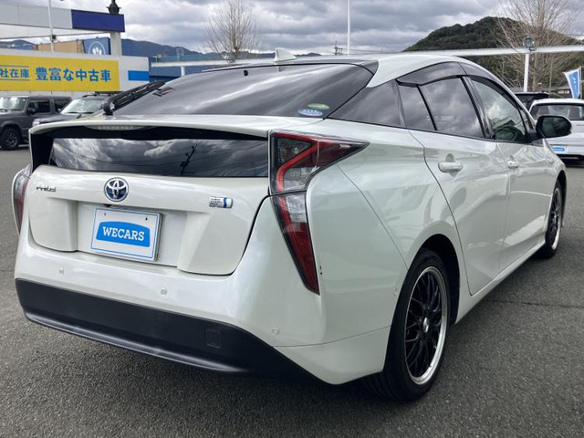 プリウス1.8 S セーフティ プラス