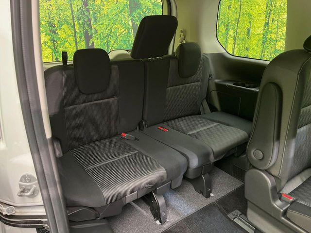 3��ڃV�[�g�͂�������ԗǍD����l�ł��������ƍ����Ē����܂��̂ŁA��l���ł̂��o���������N���N�ł��􂲉Ƒ��ŁA�C�̒m�ꂽ���ԂŁA�h���C�u�ɍs���̂��y���݂ł��ˁ�