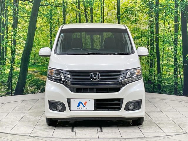 弊社では、全車『修復歴なし』のお車のみ取り扱っております。専任バイヤーによる厳選した仕入れの後、入庫後の車両チェックを行い、ネクステージが認定した高品質な中古車をご提供しております。