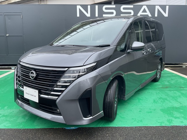 セレナ1.4 e-POWER ハイウェイスターV