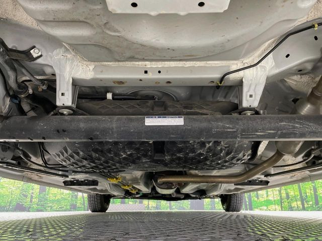 下回りがきれいなうちに、防錆加工の施工がオススメ。降雪地域はもちろん、沿岸部にお住いの方や、趣味でマリン・ウィンタースポーツをされる方にご好評いただいております。