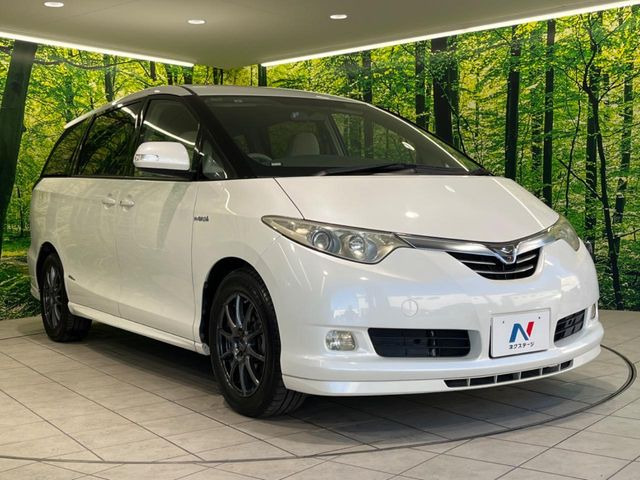 高透明度のガラス皮膜で撥水はもちろん、上質なツヤ・光沢を実現。紫外線や酸性雨から大切な愛車を保護し、色あせ・劣化を防止。「弾スプラッシュコート」、「弾プリミッサコート」からお選びいただけます。