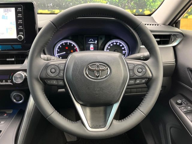 �y�����v�����X�e�A�����O�z�㎿�Ȋv���g�p���邱�ƂŁA��ɂ����������݂ƂĂ��^�]���₷���n���h���ł���