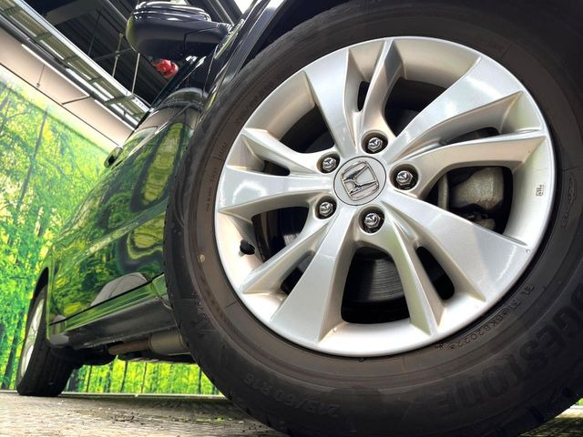 �y����16�C���`�A���~�z�C�[���z�O�ςɃ}�b�`���������A���~�z�C�[���𑕒����Ă���܂��B�e��ЊO�A���~�z�C�[����A�X�^�b�h���X�^�C�����戵�����Ă���܂��B���񂲑��k����������