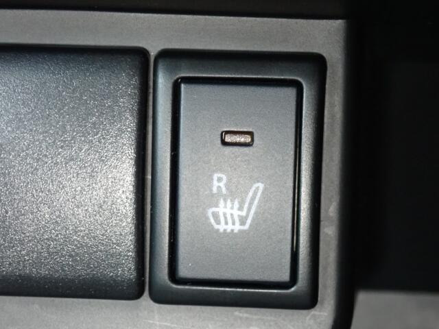 �^�]�ȃV�[�g�ɂ́A�V�[�g�q�[�^�[���t���Ă�̂ŁA���������ɂ͂��肪���������ł��B