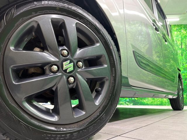 �y����14�C���`�A���~�z�C�[���z�O�ςɃ}�b�`���������A���~�z�C�[���𑕒����Ă���܂��B�e��ЊO�A���~�z�C�[����A�X�^�b�h���X�^�C�����戵�����Ă���܂��B���񂲑��k����������