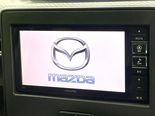 �y�����i�r�z�l�C�̏����i�r�𑕔����Ă���܂��B�i�r�̎g���₷���͂������A�I�[�f�B�I�@�\���[��!�L�����v�◷�s�͂������A�ʋ΂┃�����ȂǕ��i�̃h���C�u���y�����Ȃ�͂���