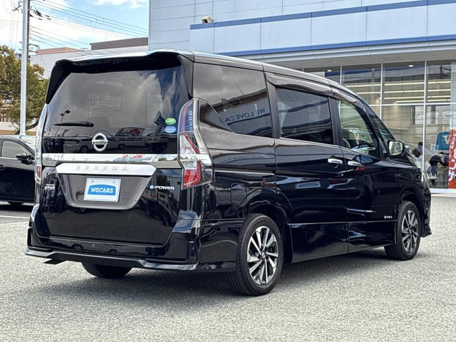 セレナ1.2 e-POWER ハイウェイスターV