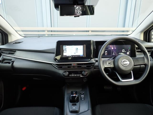 �C���p�l�摜�ɂȂ�܂��B�ԓ��͐��Ǝ҂ɂĎ����N���[�j���O�{�H�ς݂Ȃ̂ŁA��ϐ����ł��B