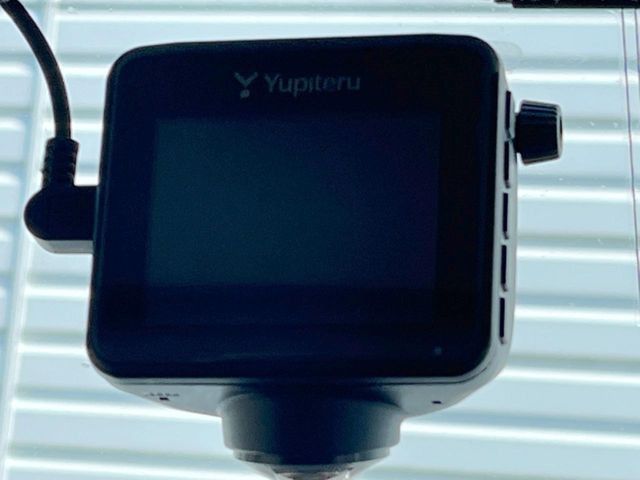 �y�h���C�u���R�[�_�[�z�h���C�u���R�[�_�[����!���s���͂������A������^�]�⎖�̂ɑ��������ہA�f���ŋL�^���A����̃��X�N�ɔ����܂��B���L�^�pSD�J�[�h�͂��q�l�����g�ł��������������K�v������܂��B