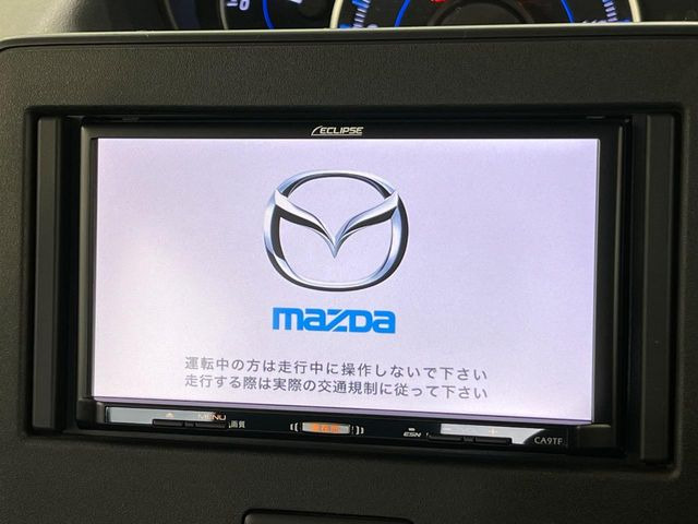 �y�����i�r�z�l�C�̏����i�r�𑕔����Ă���܂��B�i�r�̎g���₷���͂������A�I�[�f�B�I�@�\���[��!�L�����v�◷�s�͂������A�ʋ΂┃�����ȂǕ��i�̃h���C�u���y�����Ȃ�͂���