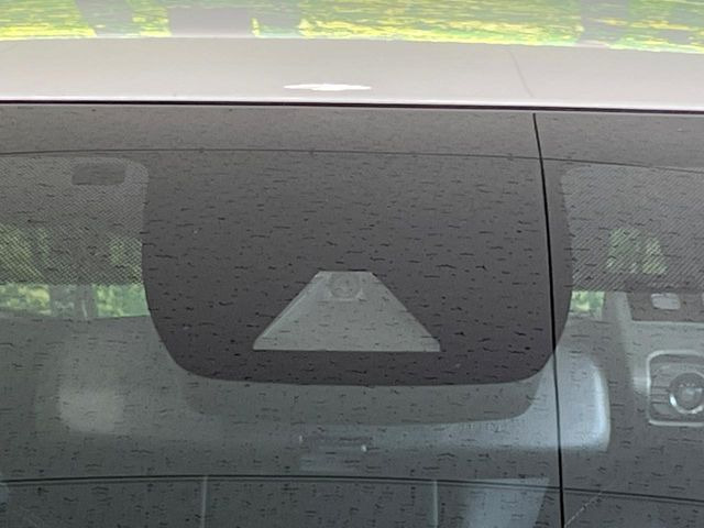 �y�g���^�Z�[�t�e�B�Z���X�z���s���ɑO���̎ԗ�����F�����A�Փ˂������Ȏ��͌x��ƃu���[�L�ŏՓˉ���Ɣ�Q�y�����A�V�X�g�B�����S�Ƀh���C�u�����y���݂��������܂��B