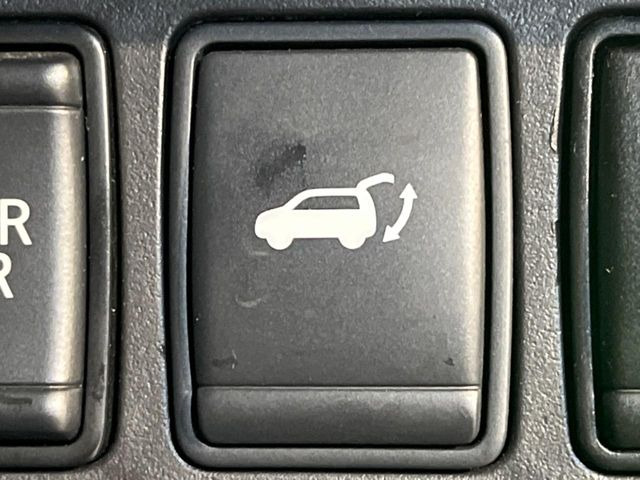 �y�p���[�o�b�N�h�A�z�X�}�[�g�L�[��^�]�Ȃ̃{�^�������������Ń��A�Q�[�g�������ŊJ���܂�!�ו��������Ă��鎞��A�����ʒu�ɂ���o�b�N�h�A��߂�ۂɕ֗��ȋ@�\�ł���