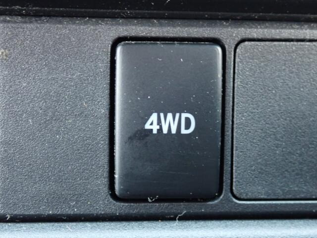 4WD�ԂɂȂ�܂��B