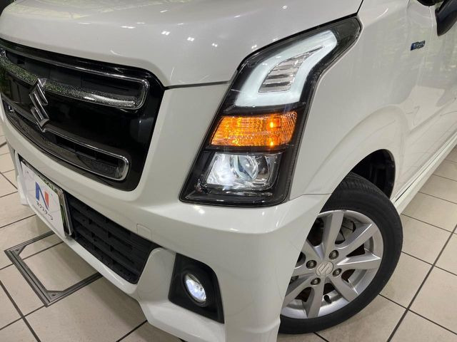 �yLED�w�b�h���C�g�z���V����ԑ��s�����ǍD�Ȏ��E���m�ۂ����S���ĉ^�]�ł��鍂�P�xLED�w�b�h���C�g�𑕔�!�_�����x�������A����d�͂��}�����Ă��܂��B