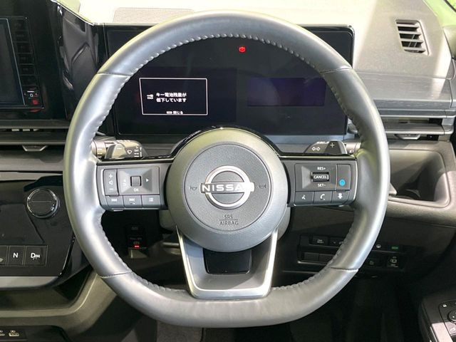 �y�����v�����X�e�A�����O�z�㎿�Ȋv���g�p���邱�ƂŁA��ɂ����������݂ƂĂ��^�]���₷���n���h���ł���