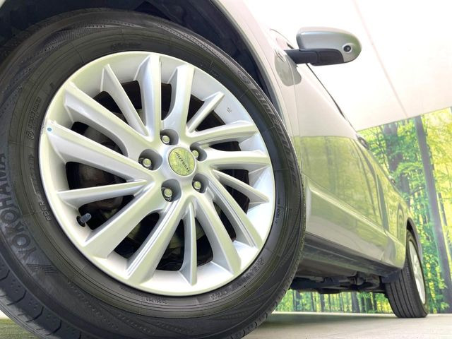 �y17�C���`�A���~�z�C�[���z�O�ςɃ}�b�`�����A���~�z�C�[���𑕒����Ă���܂��B�e��A���~�z�C�[����A�X�^�b�h���X�^�C�����戵�����Ă���܂��B���񂲑��k����������