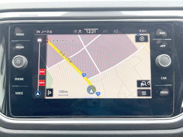 �������i�r:��̊��̂���i�r�́A����������ԓ������o���Ă���܂��B�I�[�f�B�I�@�\���[�����Ă���܂��̂ŁA�^�]�����y���߂܂���