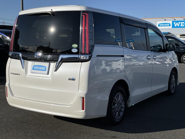 エスクァイアハイブリッド1.8 Gi プレミアムパッケージ