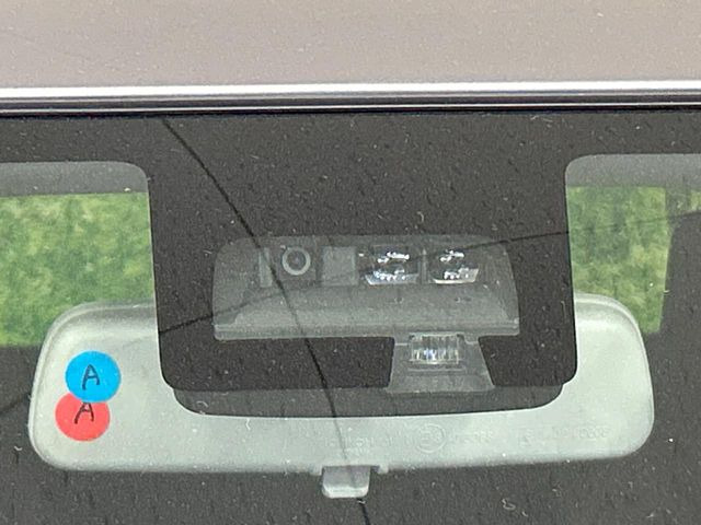 �y�X�Y�L �Z�[�t�e�B�T�|�[�g�z���s���ɑO���̎ԗ�����F�����A�Փ˂������Ȏ��͌x��ƃu���[�L�ŏՓˉ���Ɣ�Q�y�����A�V�X�g�B�����S�Ƀh���C�u�����y���݂��������܂��B